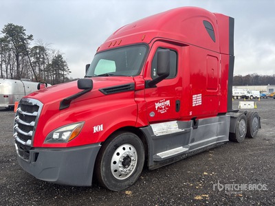 2020 Freightliner Cascadia 126 6x4 T/A Sleeper Truck Tractor (Inoperable)