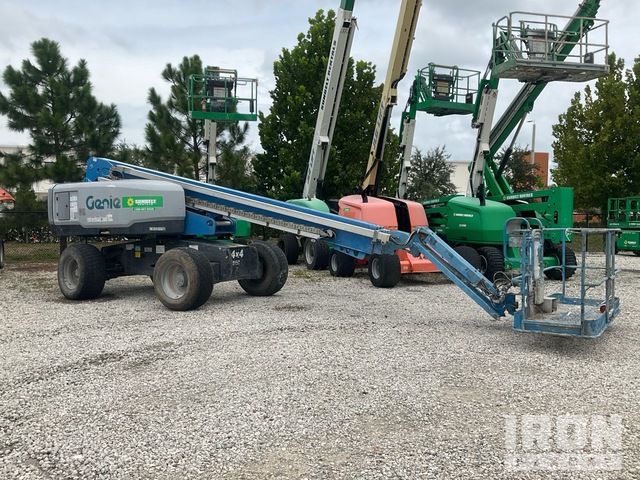 ELEVADOR TELESCóPICO 2016 GENIE 4WD S65