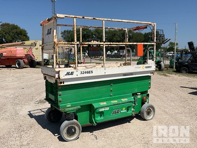2018 JLG 3246ES Electric Scissor Lift