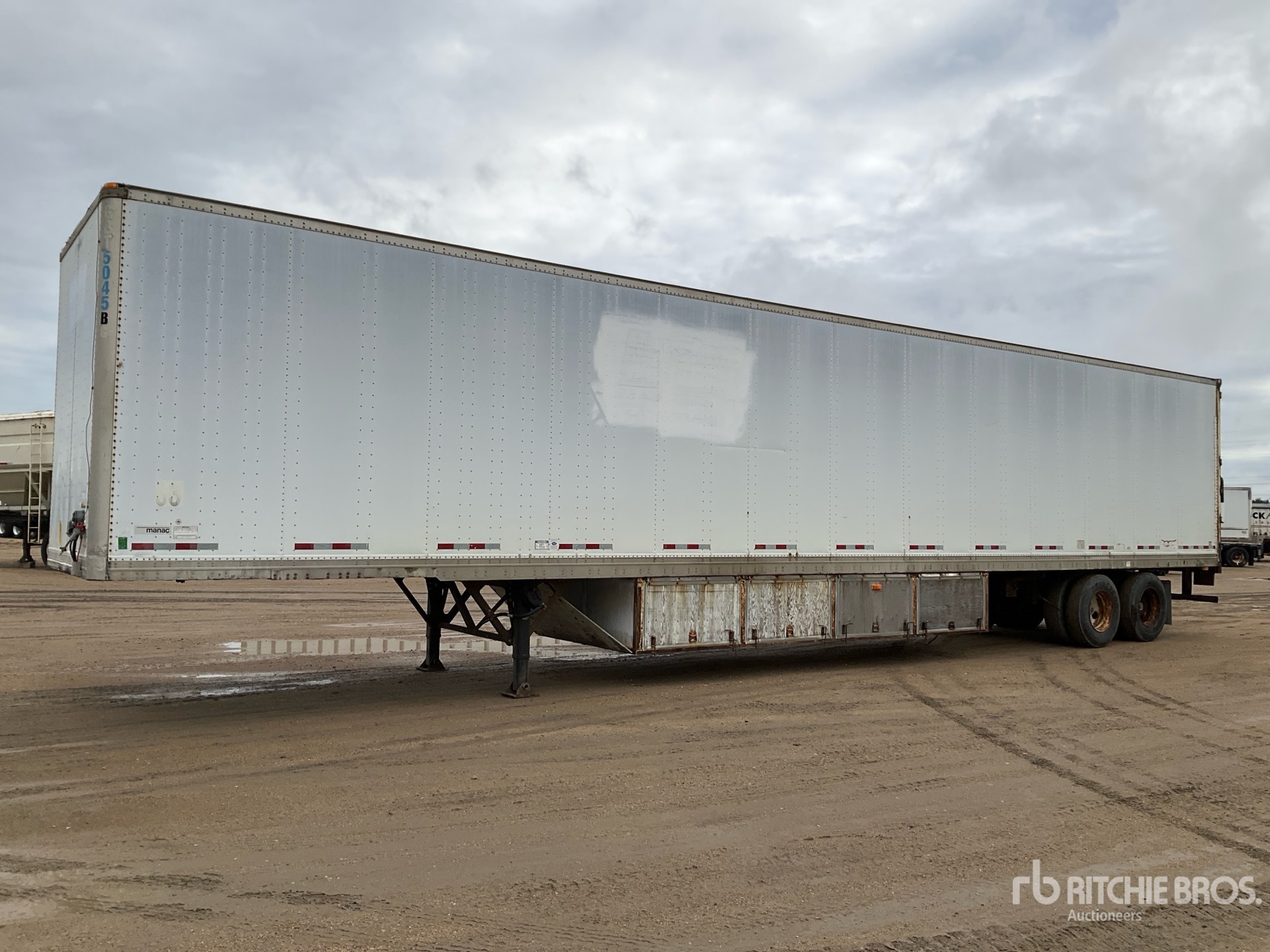 2004 Manac Van Trailer