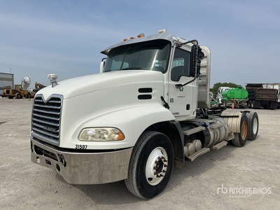 2013 Mack CXU613 6x4 T/A Day Cab Truck Tractor