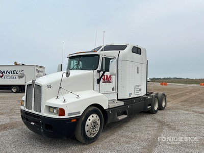 1994 Kenworth T600 6x4 T/A Sleeper Truck Tractor