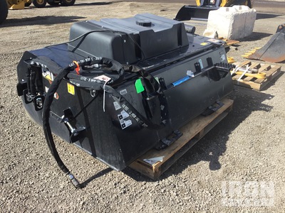2024 Cat BU118 72 in Skid Steer Sweeper