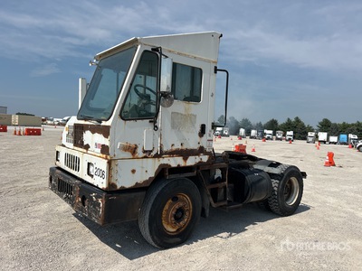 2011 Cargotec 4x2 Spotter Truck