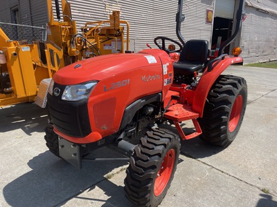 Kubota L2501HST 4WD Utility Tractor (Inoperable)