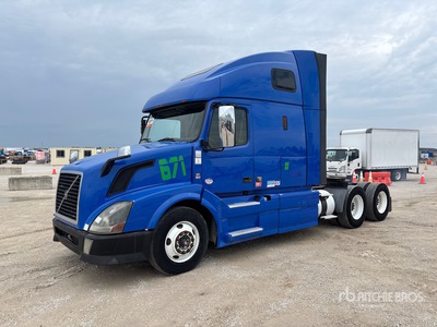 2013 Volvo VNL 6x4 T/A Sleeper Truck Tractor