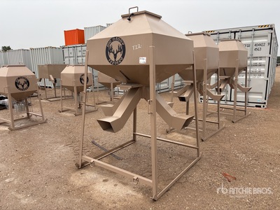 Big Daddy Feeders 1000 LB Deer Feeder (Unused)