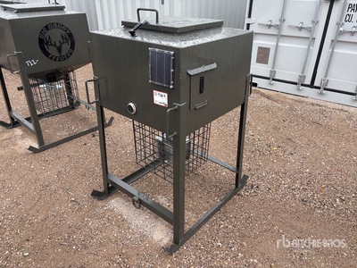 Big Daddy Feeders 500 LB Solar Deer Feeder Divers - Magasin, entrepôt, consommateur (Unused)