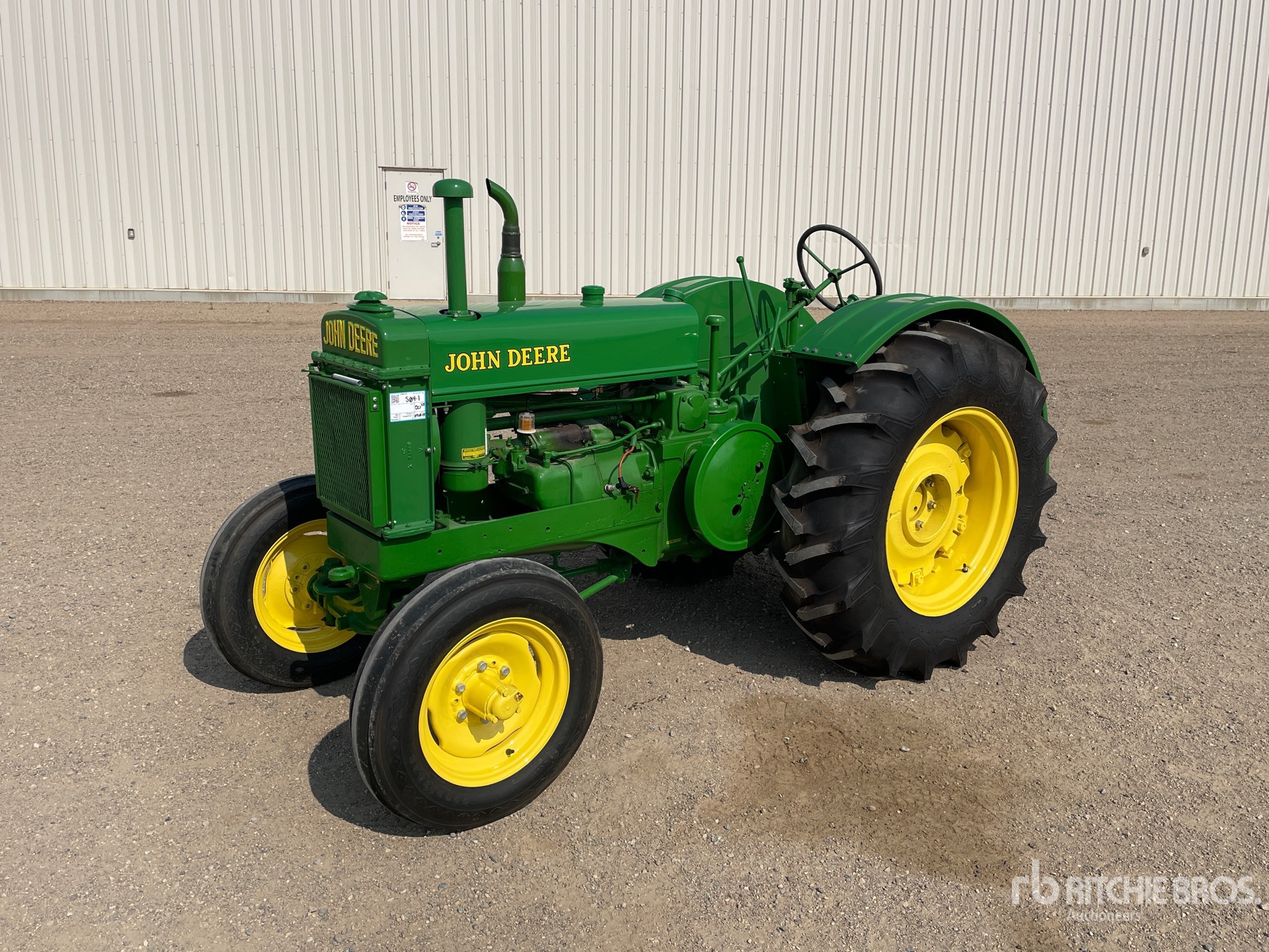 John Deere BR Hinterradtraktor