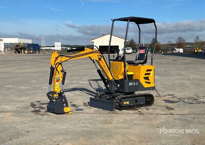 2025 AGT DM12-C Mini Excavator
