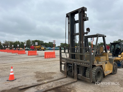 1997 Daewoo D70 Pneumatic Tire Forklift (Inoperable)