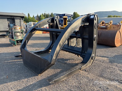 92 in Wheel Loader Grapple