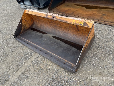 72 in General Purpose Skid Steer Bucket