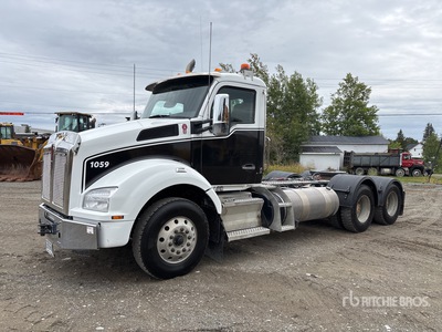 2024 Kenworth T880 6x4 Day Cab Truck Tractor