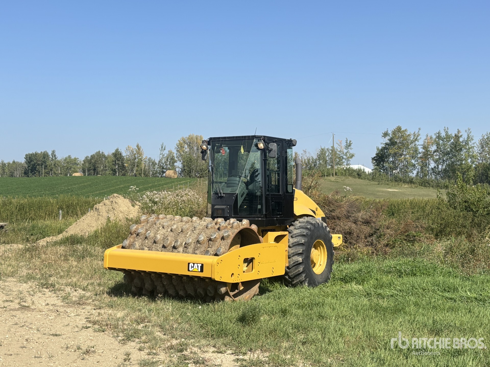 2007 Cat CP-563E Padfoot Drum Compactor