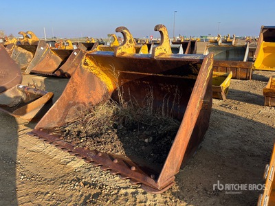 Brandt 70 in Q/C Cleanup دلو حفارة - Fits John Deere 250