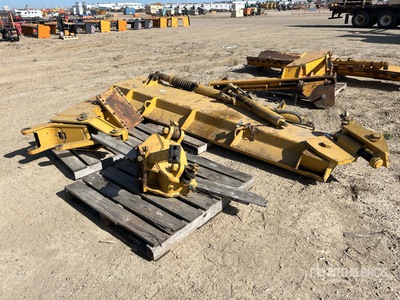 Cat 144 in Motor Grader Snow Wing