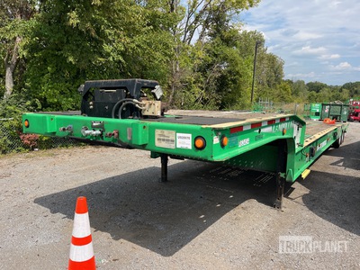 2016 Landoll 930C-48-15 48 ft T/A Flatbed Trailer