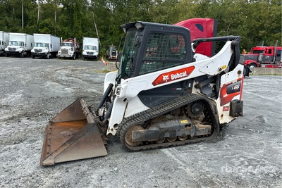 2021 Bobcat T66 Two-Speed High Flow を見 Compact Track Loader