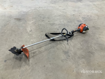Husqvarna 128RJ Weed Eater ورش و مخازن متنوعة