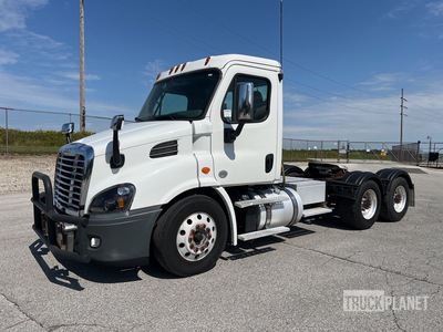 2018 Freightliner Cascadia 6x4 Day Cab Prime Mover