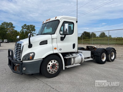 2018 Freightliner Cascadia 6x4 Day Cab Prime Mover