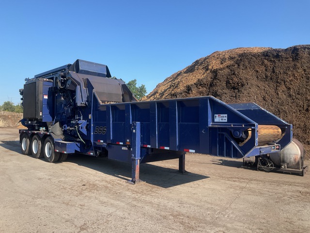 2021 Rotochopper B66 Tri/A Horizontal Grinder