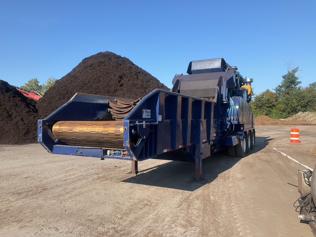 2021 Rotochopper B66 Tri/A Horizontal Grinder