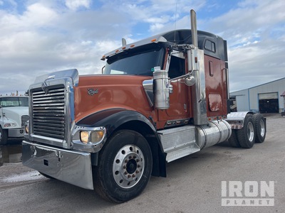 2002 International 9900i T/A Sleeper Truck Tractor