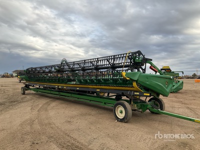 2021 John Deere HD45R 45 ft Hinged Draper Combine Header