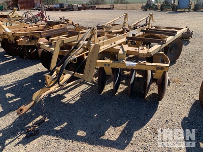 Domries 9 ft Trailer Tandem Disques