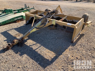 Rankin DS-8H 2 Tire Hydraulic 8 Ft Pull Scraper