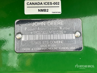 2021 John Deere S790 Moisonneuse-batteuse