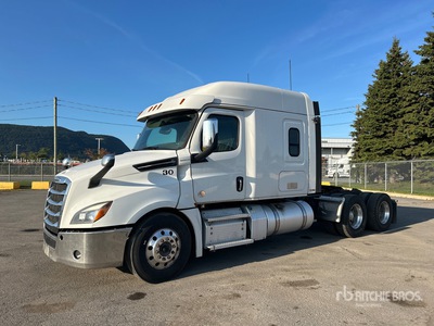 2020 Freightliner Cascadia 126 6x4 T/A Sleeper Truck Tractor