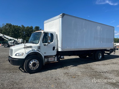 2018 Freightliner M2 106 4x2 Furgoneta caja cerrada