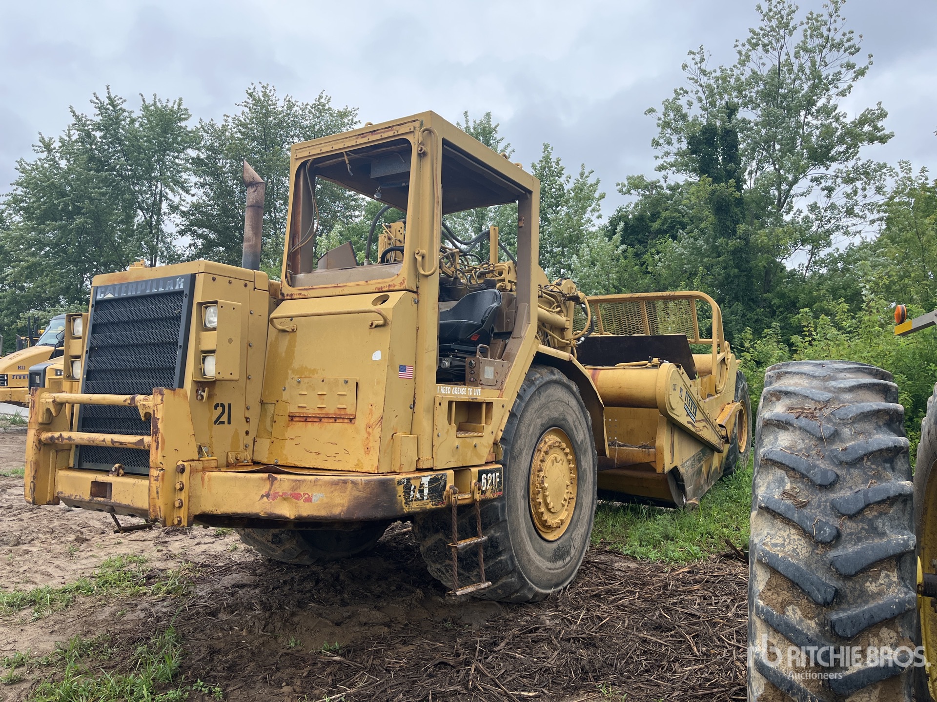 1997 Cat 621F モータースクレーパー