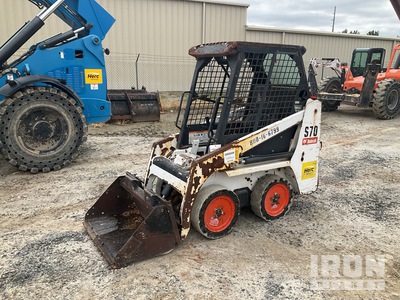 2017 Bobcat S70 Chargeuse à direction à glissement