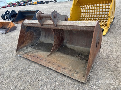 95 in Cleanup Godet d'excavatrice