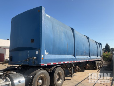 2001 Universal 53 ft 6 axle Moving Floor Trailer