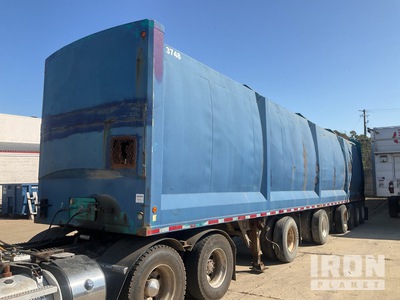 2005 Universal 53 ft 6 axle Moving Floor Trailer