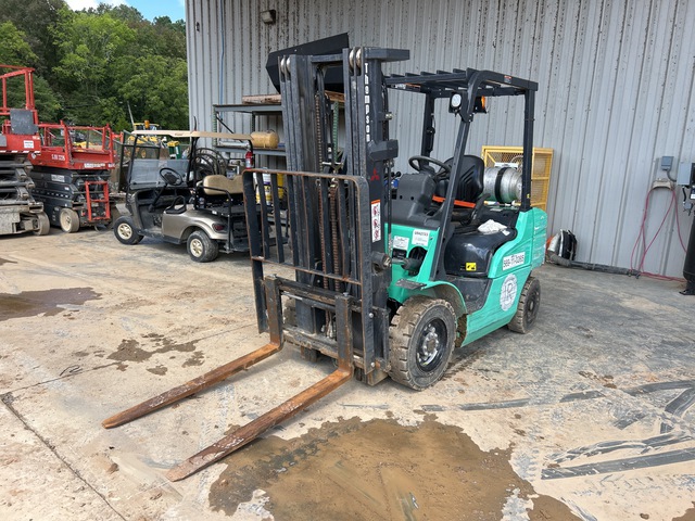 2021 Mitsubishi FG25N