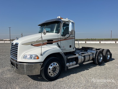 2017 Mack CXU613 6x4 Ciągnik siodłowy T/A z kabiną dzienną