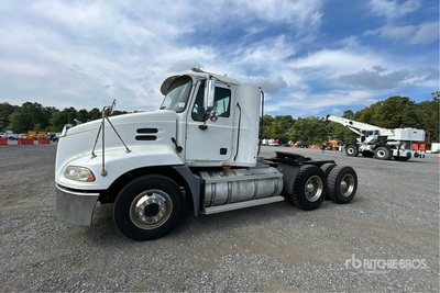 2015 Freightliner Cascadia 125 6x4 تراكتور شاحنة نهارية (ثنائية المحور) (Inoperable)