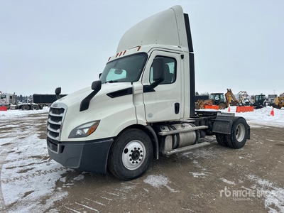 2019 Freightliner Cascadia 116 4x2 S/A Day Cab Truck Tractor