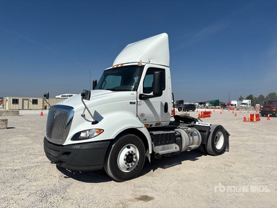 2019 International RH613 4x2 S/A Day Cab Truck Tractor