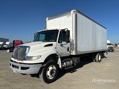 2015 International 4300 4x2 Kastenwägen