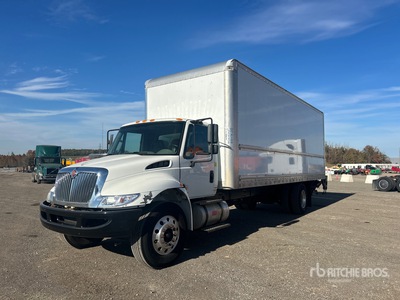 2019 International 4300 SBA 4x2 Furgonetka