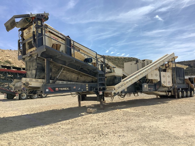 2018 Cedarapids 1313R Portable Incline Screen Plant