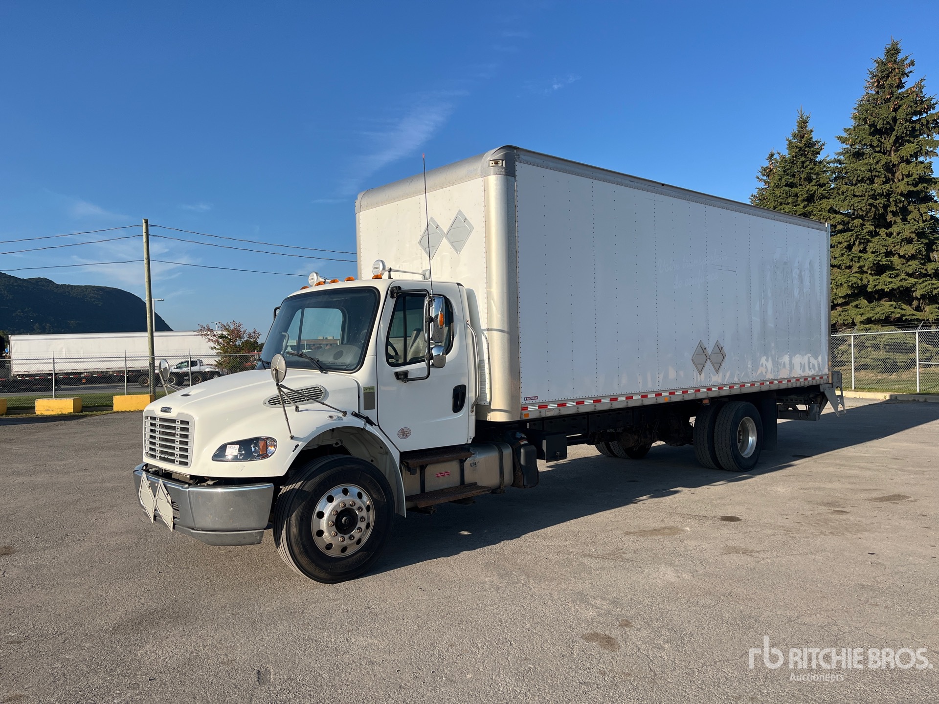 2020 Freightliner M2 106 4x2 Van Truck