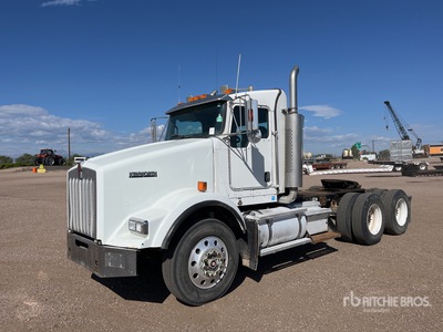 2007 Kenworth T800 6x4 T/A Day Cab Truck Tractor